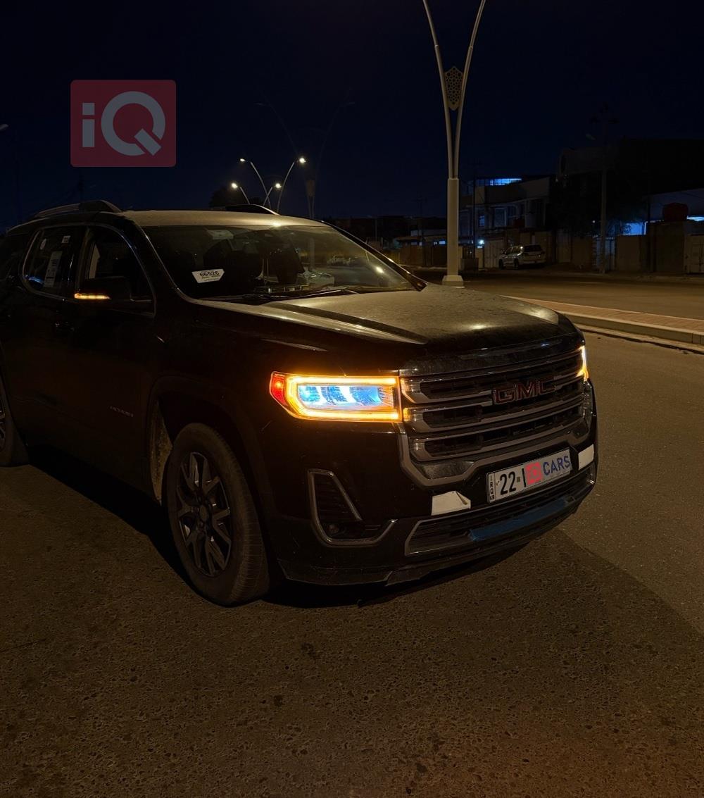 GMC Acadia